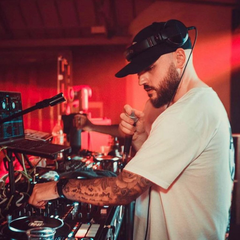 DJ SILK SHUTDOWN