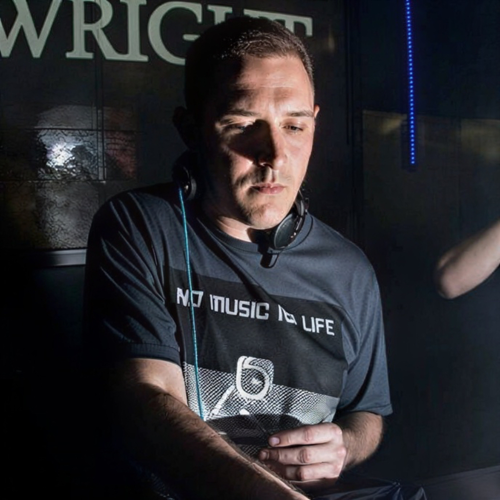 Nev Wright (DJ)