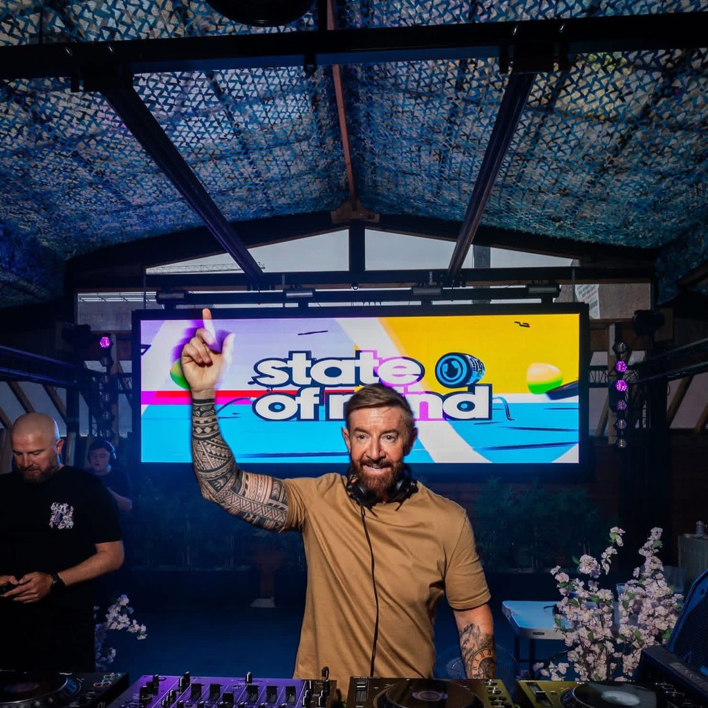 DJ Robbie Edwards