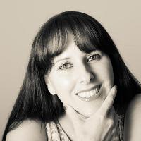Psychic Medium Nikki Kitt Tickets | Tour Dates & Upcoming Events 2026 / ...