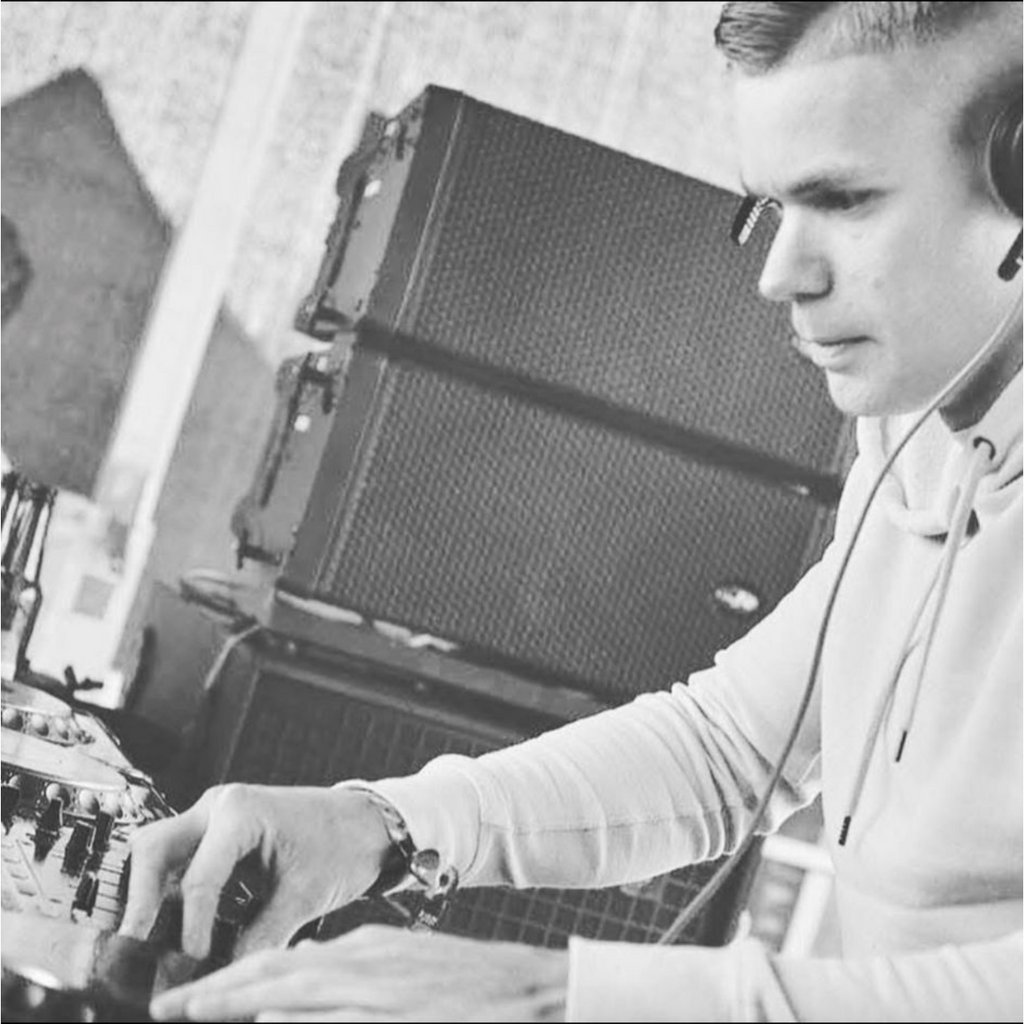 DJ swifty