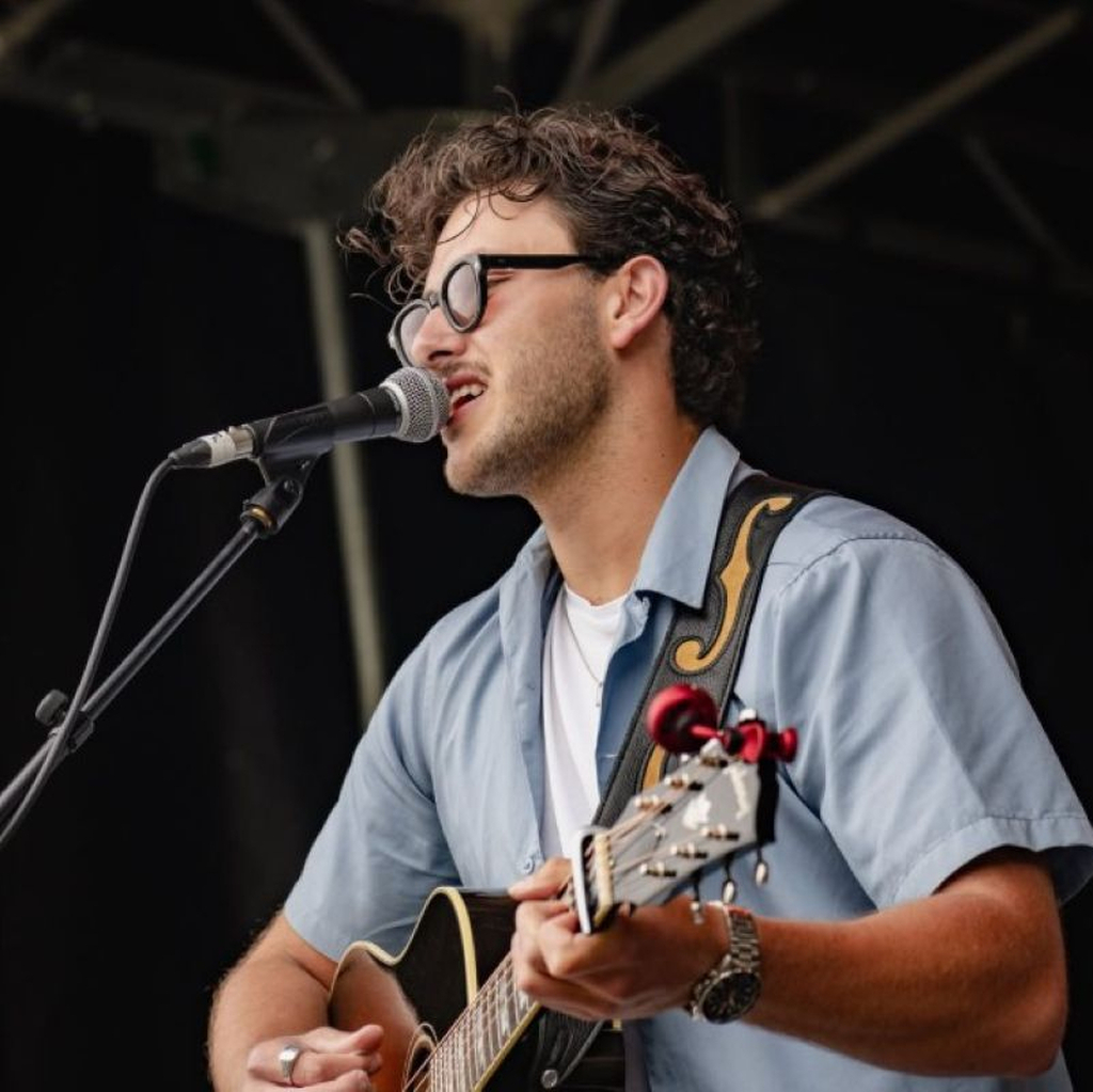 Ollie Hawkins