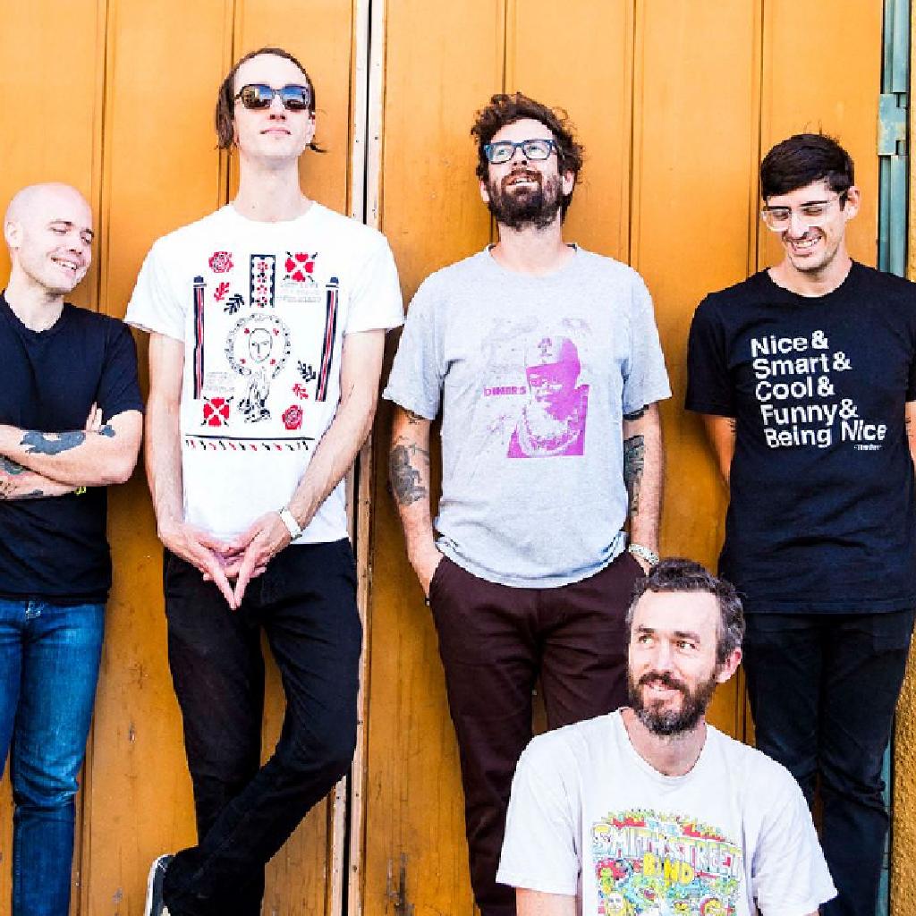 AJJ