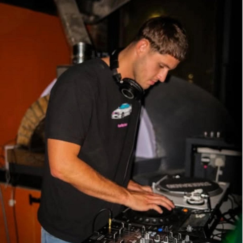 AJC DnB