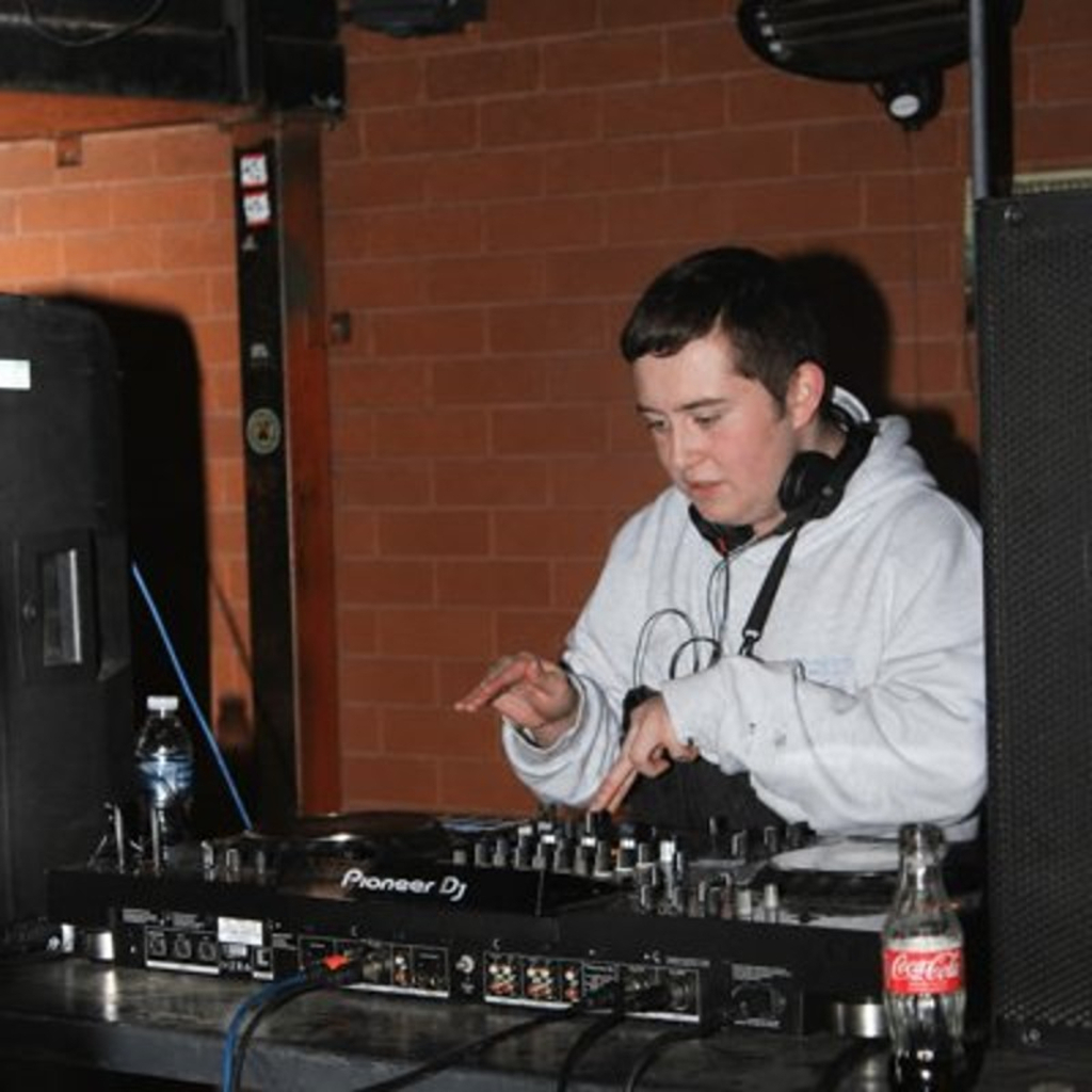 DJ RNB (LC)