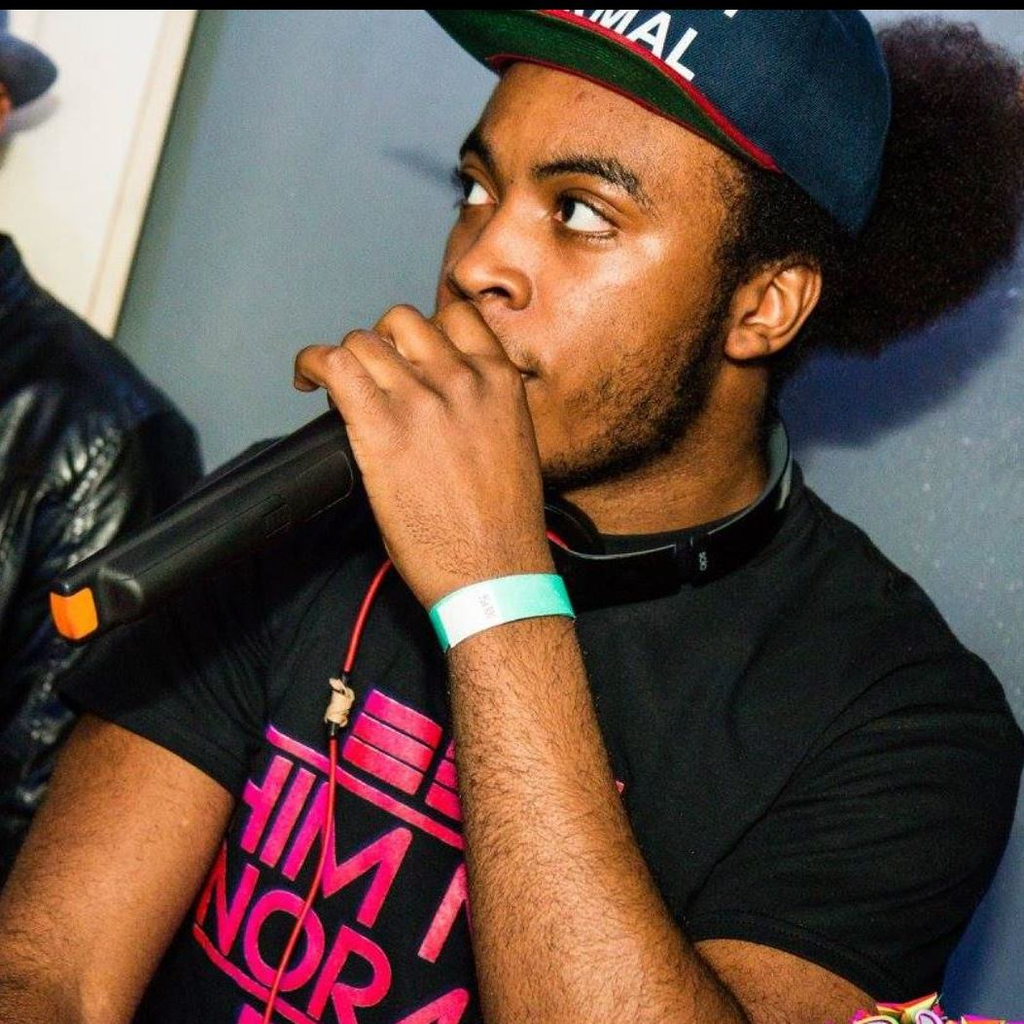 DJ Larni
