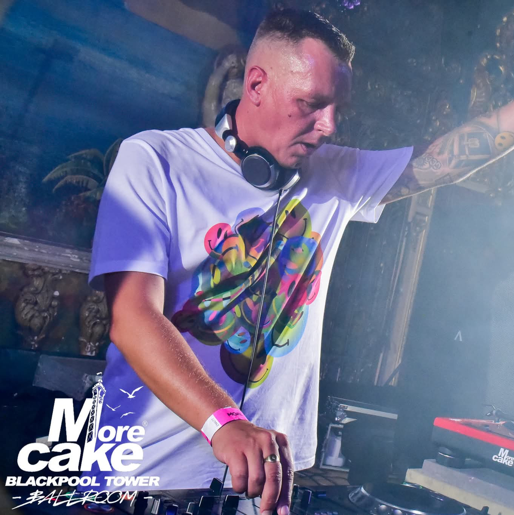 DJ Ben Fisher